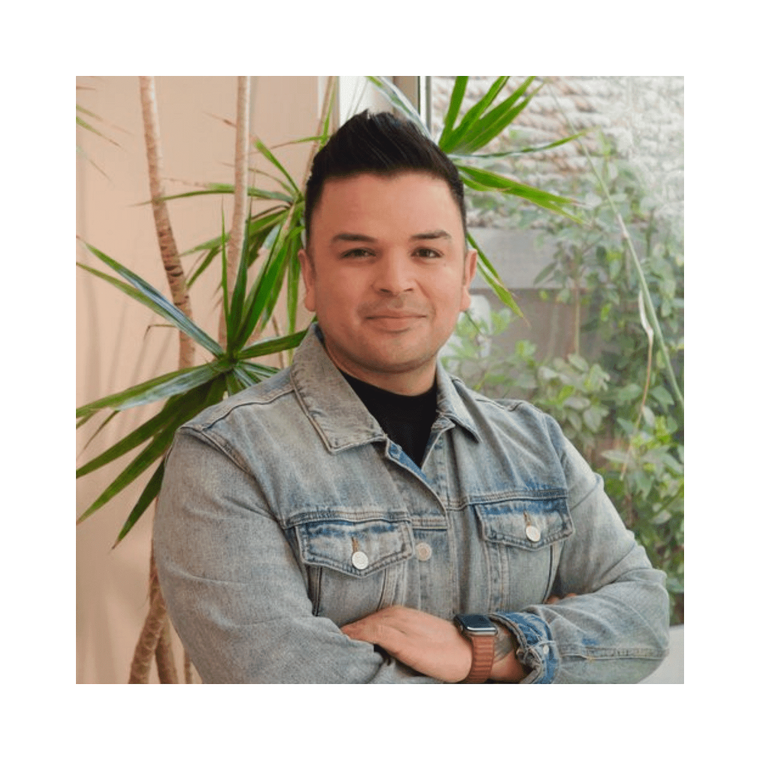 Portrait of Angel, a professional stylist at Park & Eve: Hair Studio, showcasing their expertise and style.